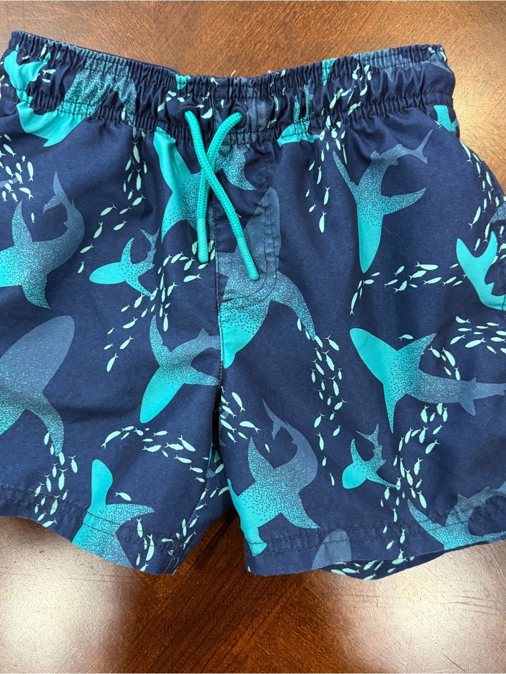 Cat & Jack Boys Shark Print Swim Trunks Sz M (8)